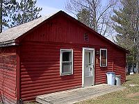 Flambeau Resort has Wisconsin vacation resort cabin rentals near Mercer and Park Falls Wisconsin. Offering vacation home, cabin and cottage rentals near the Turtle Flambeau Flowage and the Flambeau River for great Iron and Price County Wisconsin fishing, ATVing and snowmobiling vacations.